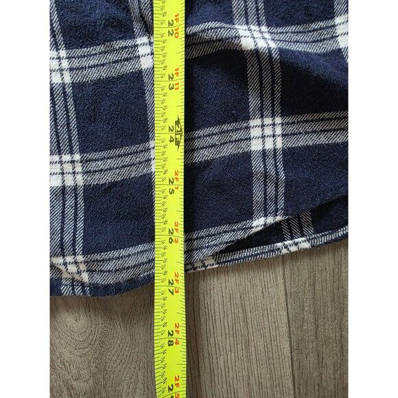 Lands End Womens Flannel Shirt 2X Navy & White Plaid Long Sleeve Button-Up Top - Picture 6 of 7